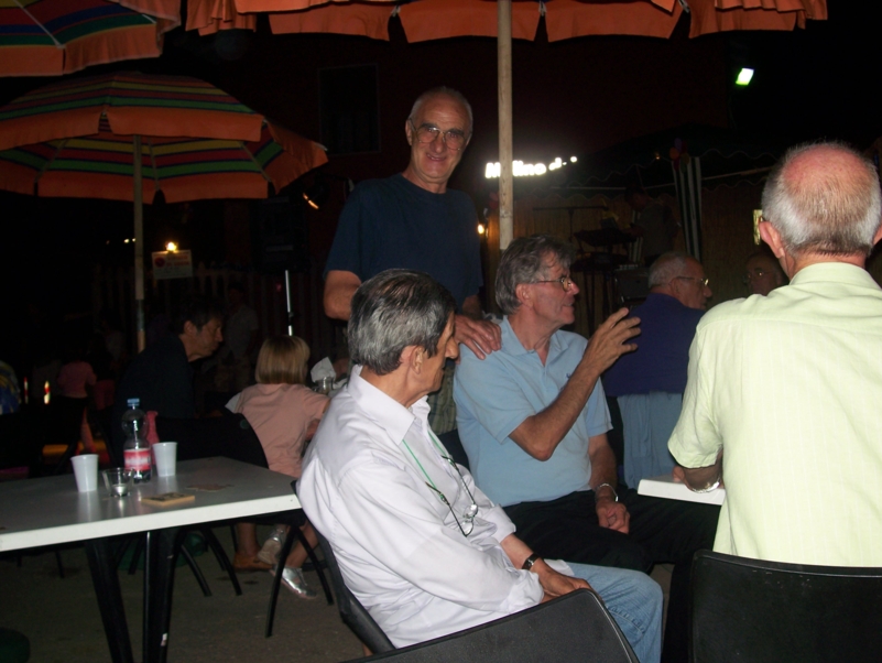  Image name: Estate071.jpg 
 width: 801 pixel 
 height: 602 pixel 
 Size: 311080 bytes 
 Click to enlarge 